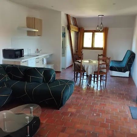 Apartment Dans Village Calme A 5 Min Des Lacs *